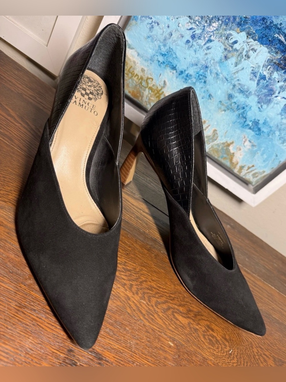 Vince Camuto Kastani Black Pointed-Toe Suede & Croc-Embossed Heel Pumps